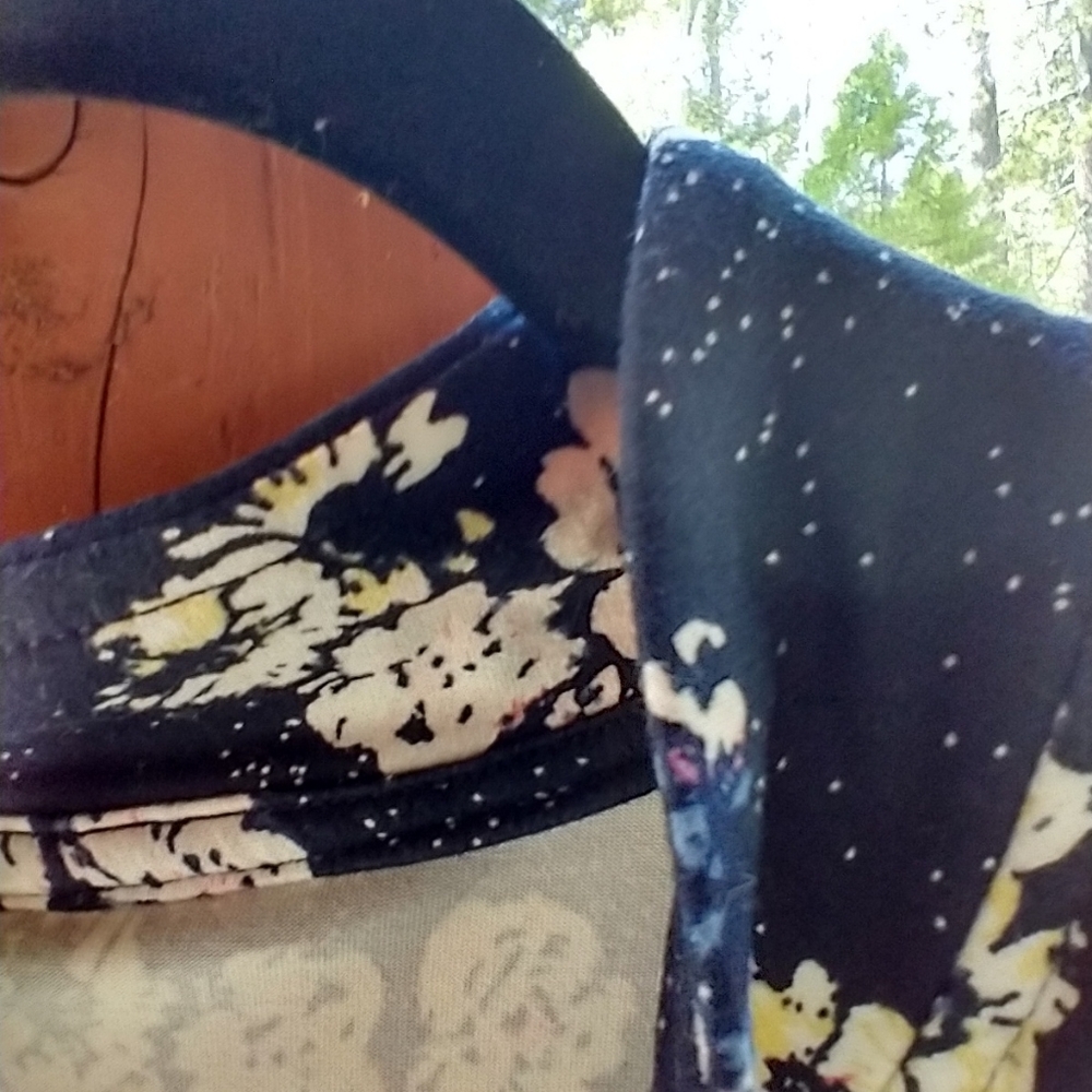 Great Condition Exercise zip up - Picture 7 of 13